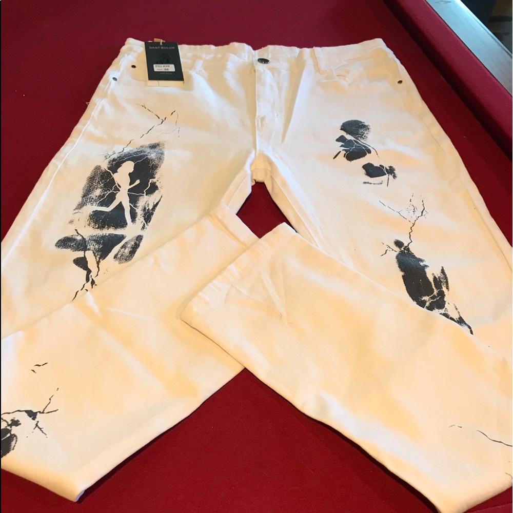 WT JEANS NWT UNIQUE 30.00